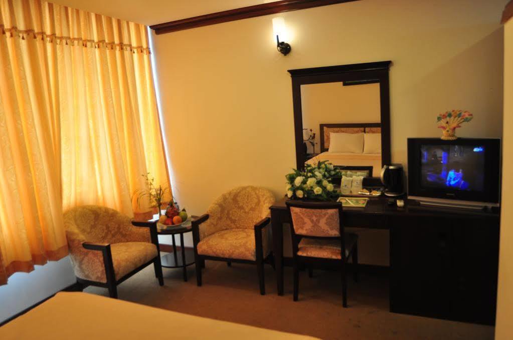 Dong Kinh A Hotel ホーチミン市 エクステリア 写真